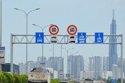 Điều chỉnh thông tin biển chỉ dẫn đường bộ phù hợp với đơn vị hành chính 2 cấp