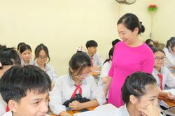 Gấp rút điều chỉnh chương trình, sửa sách giáo khoa sau sáp nhập