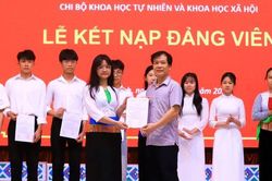 Chăm lo giáo dục vùng đồng bào dân tộc thiểu số