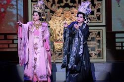 Cải lương 'gõ cửa' khán giả trẻ