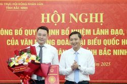 Thường trực HĐND tỉnh Bắc Ninh công bố các quyết định về công tác cán bộ