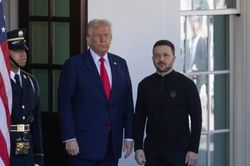 Tổng thống Mỹ tuyên bố sẽ chuyển thêm viện trợ vũ khí cho Ukraine
