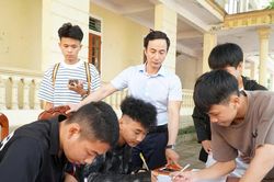 'Loay hoay' chọn tổ hợp khối, trường học 'gỡ khó' cho phụ huynh, học sinh lớp 10