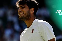 Alcaraz tiến gần đến cú hat-trick Wimbledon sau màn trình diễn xuất sắc trước Norrie