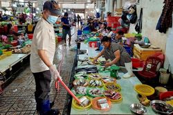 Cử tri Hà Nội chất vấn về an toàn thực phẩm