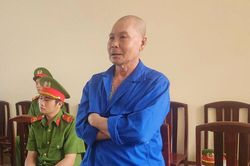 Khi nước mắt rơi trong phòng xử án