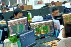 Khối ngoại đẩy mạnh gom HPG, VN-Index vượt mốc 1.455 điểm
