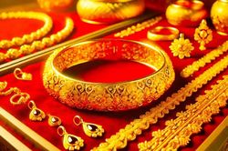 Giá vàng ngày 11/7/2025: Giá vàng hưởng lợi từ đà suy yếu của USD