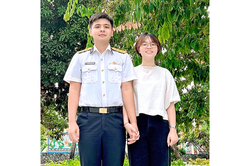Tình yêu chiến sĩ: 'Giao kèo' ngọt ngào