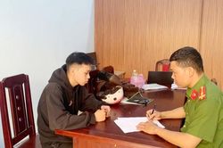 Truy bắt nhanh đối tượng cướp vàng của cụ bà bán vé số