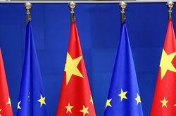 Trung Quốc sẵn sàng bắt tay 'chặt hơn' với EU