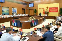 Kiên định, kiên trì các mục tiêu quan trọng, linh hoạt xử lý các vấn đề phát sinh