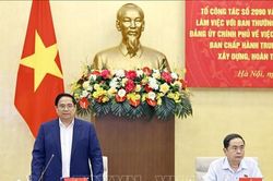 Tổ công tác Bộ Chính trị kiểm tra 'cuộc sắp xếp lịch sử' của Quốc hội và Chính phủ