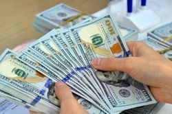 Tỷ giá USD hôm nay 16/7: Tỷ giá trung tâm tiếp tục lập đỉnh, USD 'chợ đen' giảm nhẹ