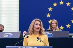 Vừa mừng vừa lo: Phản ứng của EU trước chính sách Ukraine mới của ông Trump