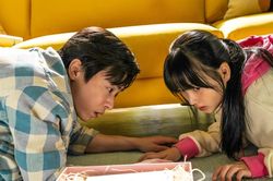 Cho Jung Seok trở lại màn ảnh rộng với vai ông bố 'huấn luyện zombie', phim điện ảnh Conan tự phá kỷ lục của mình