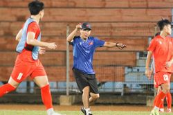 Tin nóng bóng đá Việt hôm nay 18/7: U23 Việt Nam không được làm quen sân thi đấu; Công Phượng có thầy mới