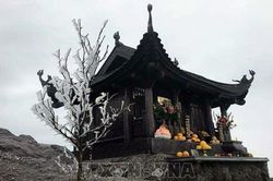 Mênh mang phù vân Yên Tử…