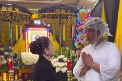 NSND Thoại Miêu, Kiều Trinh viếng diễn viên Bùi Công Tài 'Miền đất phúc'