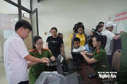 Người Việt ở nước ngoài có làm được căn cước tại Đại sứ quán?