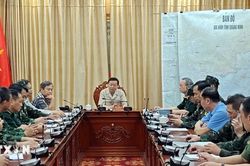 Phó Thủ tướng Trần Hồng Hà chỉ đạo công tác cứu hộ vụ chìm tàu ở Quảng Ninh
