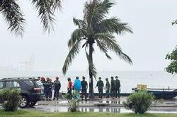 Vụ lật tàu trên vịnh Hạ Long: Xác định được danh tính thi thể nam giới, còn 2 nạn nhân mất tích