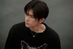 Dịch Dương Thiên Tỉ: 'Hãy cho những ai dám khác biệt một cơ hội dù họ chưa hoàn hảo'