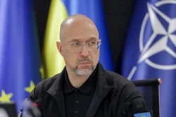 Ukraine cần 6 tỷ USD để bù thiếu hụt ngân sách mua vũ khí