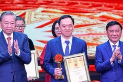 Báo Nhân Dân dùng câu chuyện thực tế, đa phương tiện để chính sách đi vào lòng dân