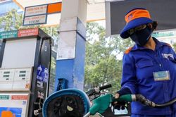 Ngày mai, giá xăng có thể giảm kỳ thứ 2 liên tiếp