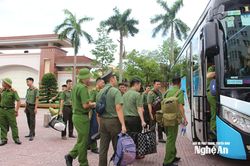 Công an Nghệ An huy động 100 cán bộ đoàn viên, thanh niên lên đường hỗ trợ người dân khắc phục hậu quả sau bão số 3