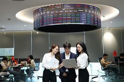 Chứng khoán ngày 23/7: Cổ phiếu vừa và nhỏ hút dòng tiền, VN-Index duy trì sắc xanh