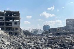 Dọn đống đổ nát ở Gaza có thể mất 40 năm và thải 90.000 tấn khí nhà kính