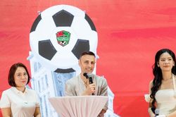 Dimitar Berbatov trở lại Việt Nam, giao lưu cùng người hâm mộ tại Đà Nẵng