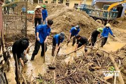 Triệu tấm lòng hướng về vùng lũ ở Nghệ An