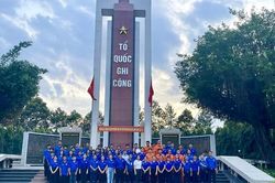 Công ty EPS: Ấm áp những hoạt động tri ân nhân ngày Thương binh - Liệt sĩ