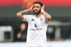 Bruno Fernandes rực sáng với cú đúp, MU đánh bại West Ham trên đất Mỹ