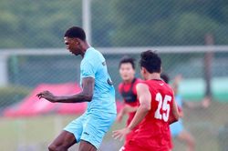 Chân sút cao 2m06 tiếp tục ghi bàn, Nam Định thắng cách biệt đội 6 lần vô địch K-League