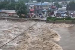 Mưa lũ kinh hoàng ở Bắc Kinh, ít nhất 30 người thiệt mạng