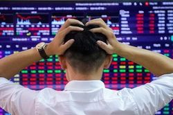 VN-Index lao dốc không phanh, mất hơn 64 điểm