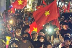 CĐV Việt Nam 'đi bão' sau chiến tích của U23 Việt Nam