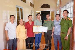 Tuyên dương Tổ phó Tổ bảo vệ an ninh trật tự bị thương khi thực hiện nhiệm vụ