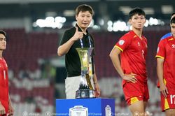 HLV Kim Sang Sik: 'Tôi may mắn khi được làm việc với nhiều cầu thủ tài năng'