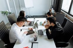 Indonesia loay hoay tìm lời giải cho bài toán nhân lực AI
