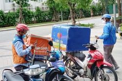 Bi hài lừa đảo 'bom hàng'