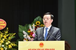Xây dựng đội ngũ cán bộ làm công tác tôn giáo chuyên nghiệp, am hiểu về tôn giáo