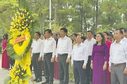 Ban Tuyên giáo và Dân vận Tỉnh ủy Quảng Trị tổ chức hành trình về nguồn