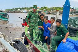Hải đội Biên phòng 2 kịp thời cứu hộ ngư dân gặp nạn trên biển