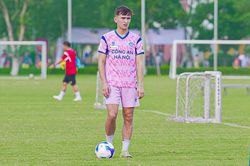 Cầu thủ Việt kiều tăng sức hút cho V-League