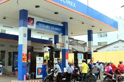 Giá xăng dầu hôm nay 2/8: Giá xăng trong nước tiếp tục tăng, dầu Mỹ mất hơn 1 USD